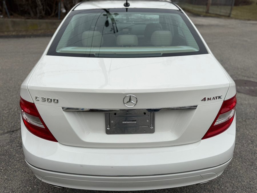 Used 2010 Mercedes-Benz C 300 4MATIC Sedan image 10