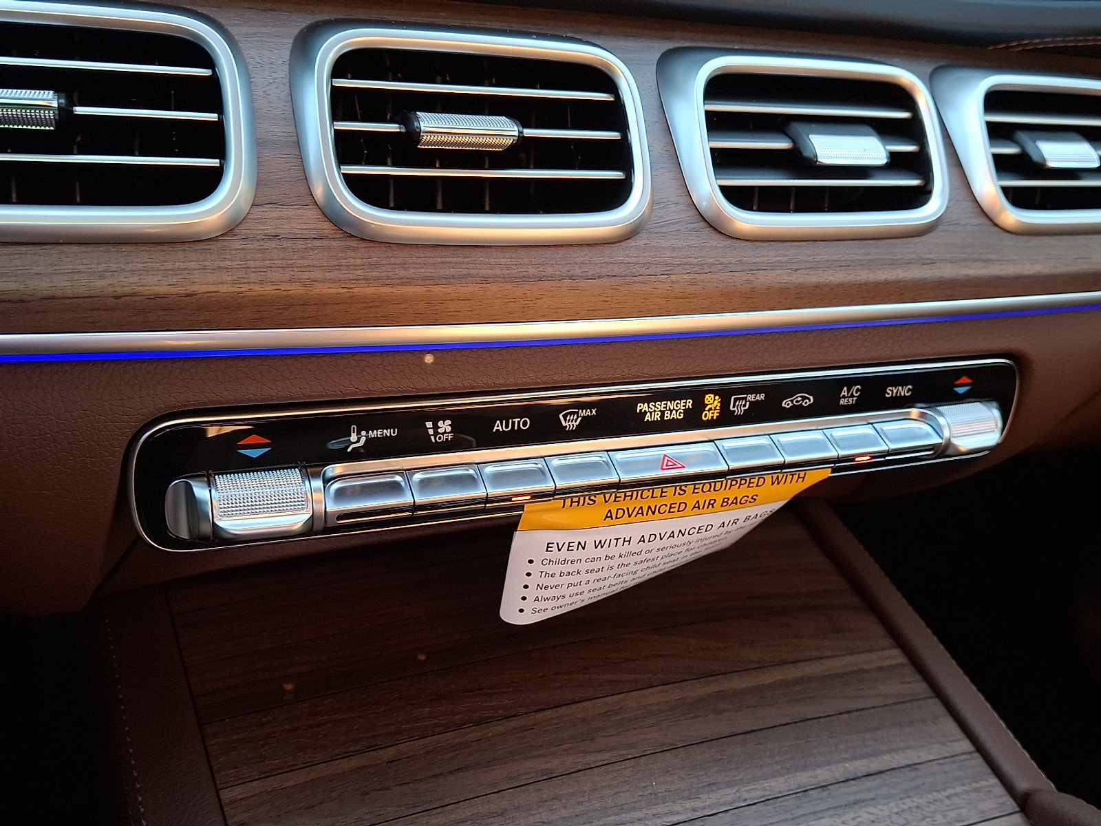 New 2026 Mercedes-Benz GLE 450 4MATIC image 11