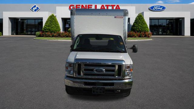 New 2025 Ford E-350 and Econoline 350 Super Duty w/ Driver's Safety Package RWD image 6