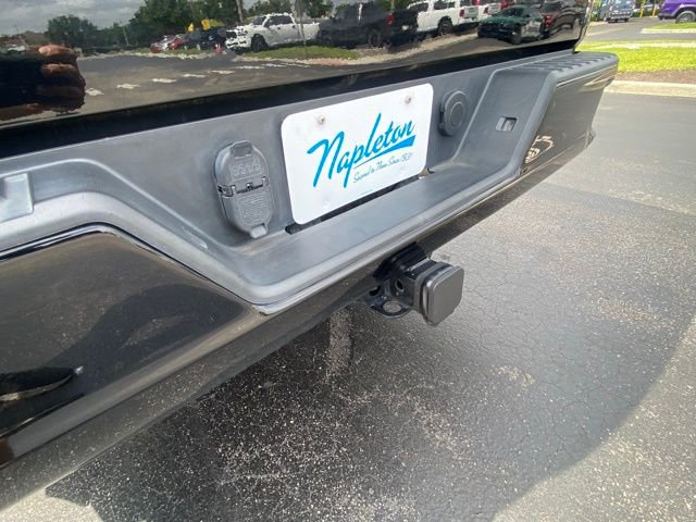 Used 2020 Chevrolet Silverado 1500 Custom w/ Custom Value Package image 25