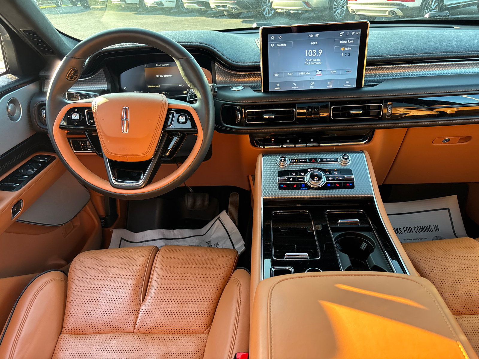 Certified 2024 Lincoln Aviator Black Label w/ Jet Package AWD/4WD image 28