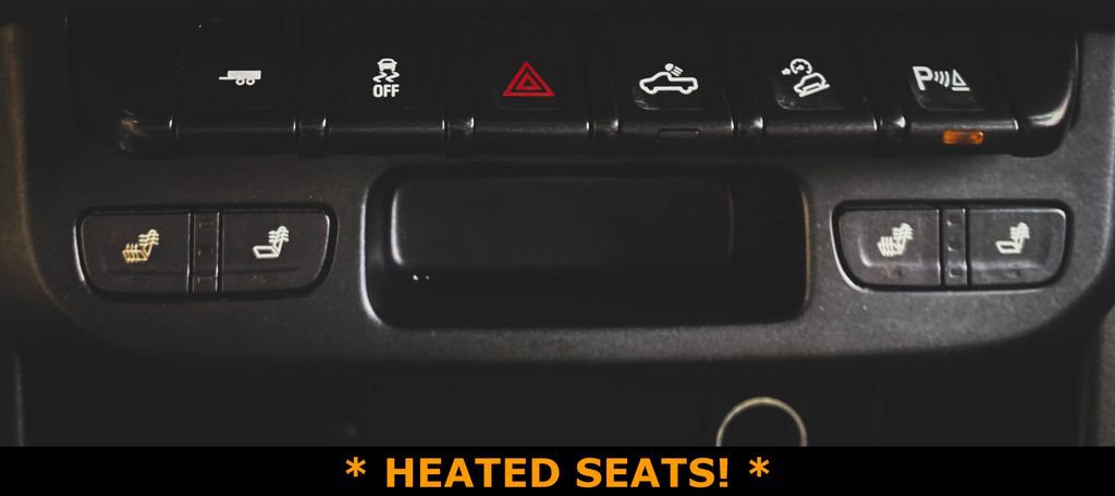 Used 2019 Chevrolet Colorado Z71 AWD/4WD image 7