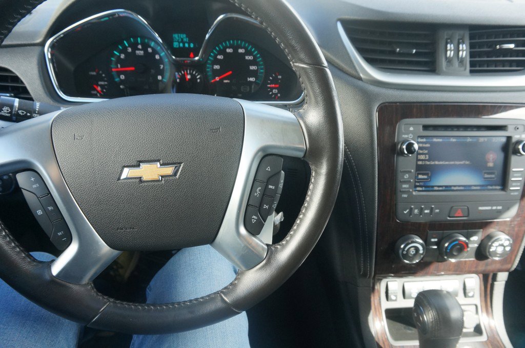 Used 2016 Chevrolet Traverse LT w/ Style and Technology Package image 11