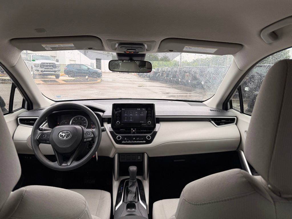 Used 2022 Toyota Corolla Cross L FWD image 25