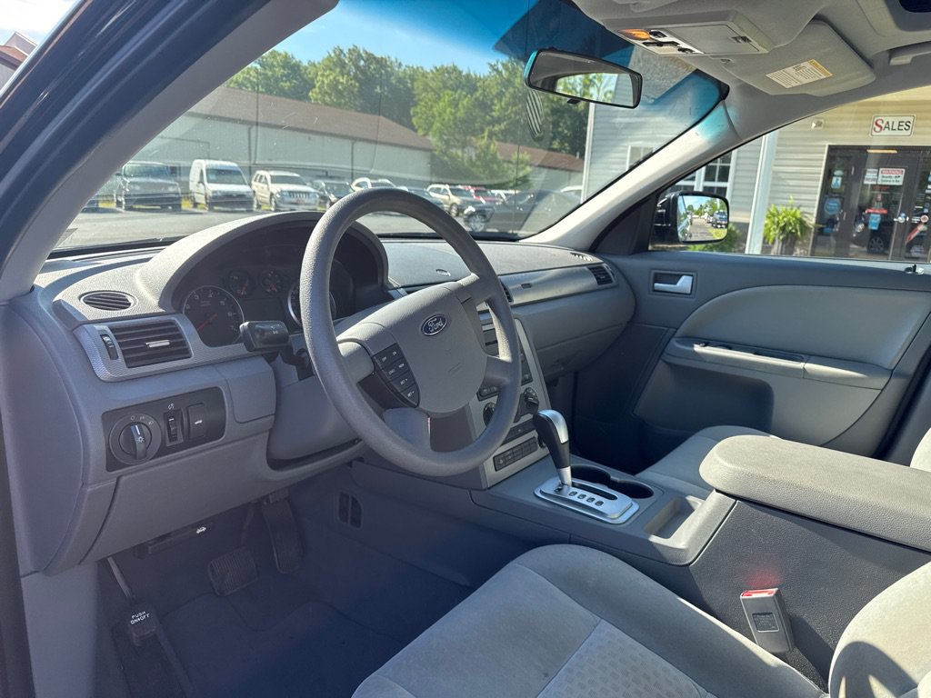 Used 2006 Ford Five Hundred SE AWD/4WD image 13