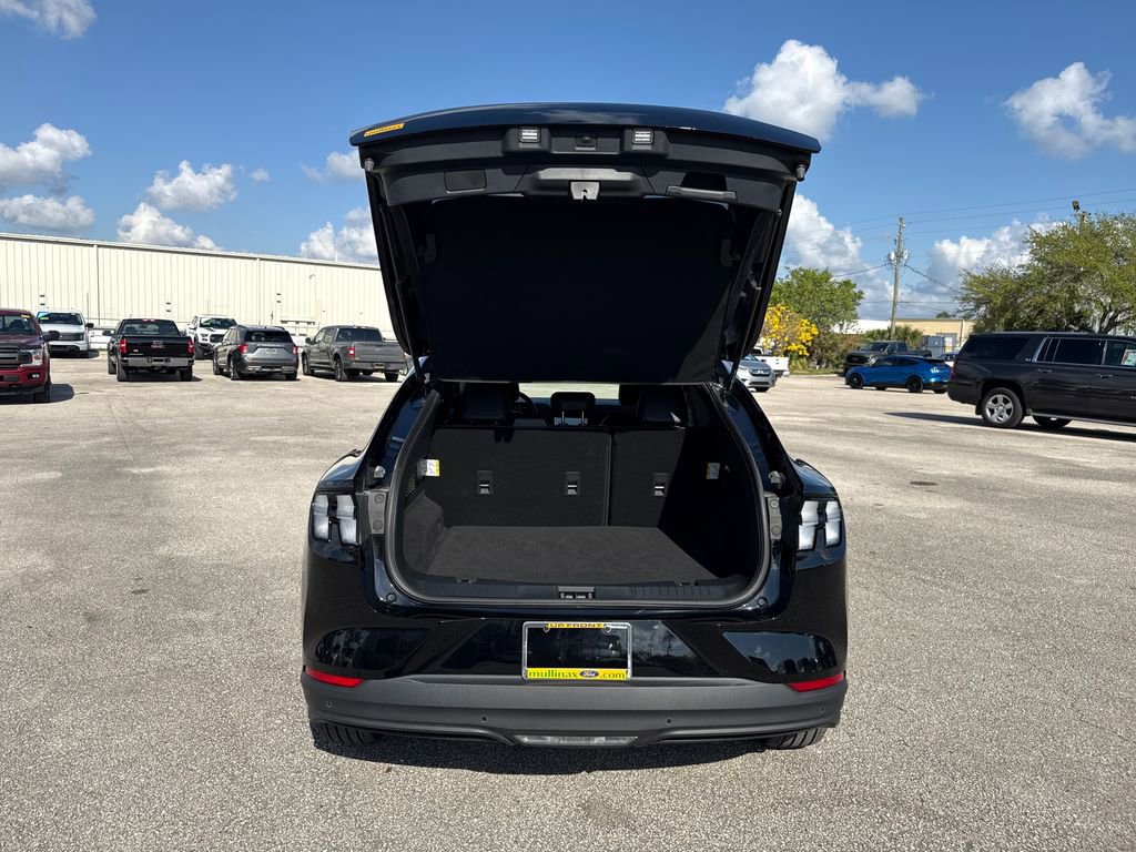 Certified 2025 Ford Mustang Mach-E Select image 30