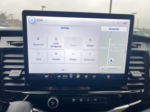 Used 2024 Ford Transit 350 XLT image 16