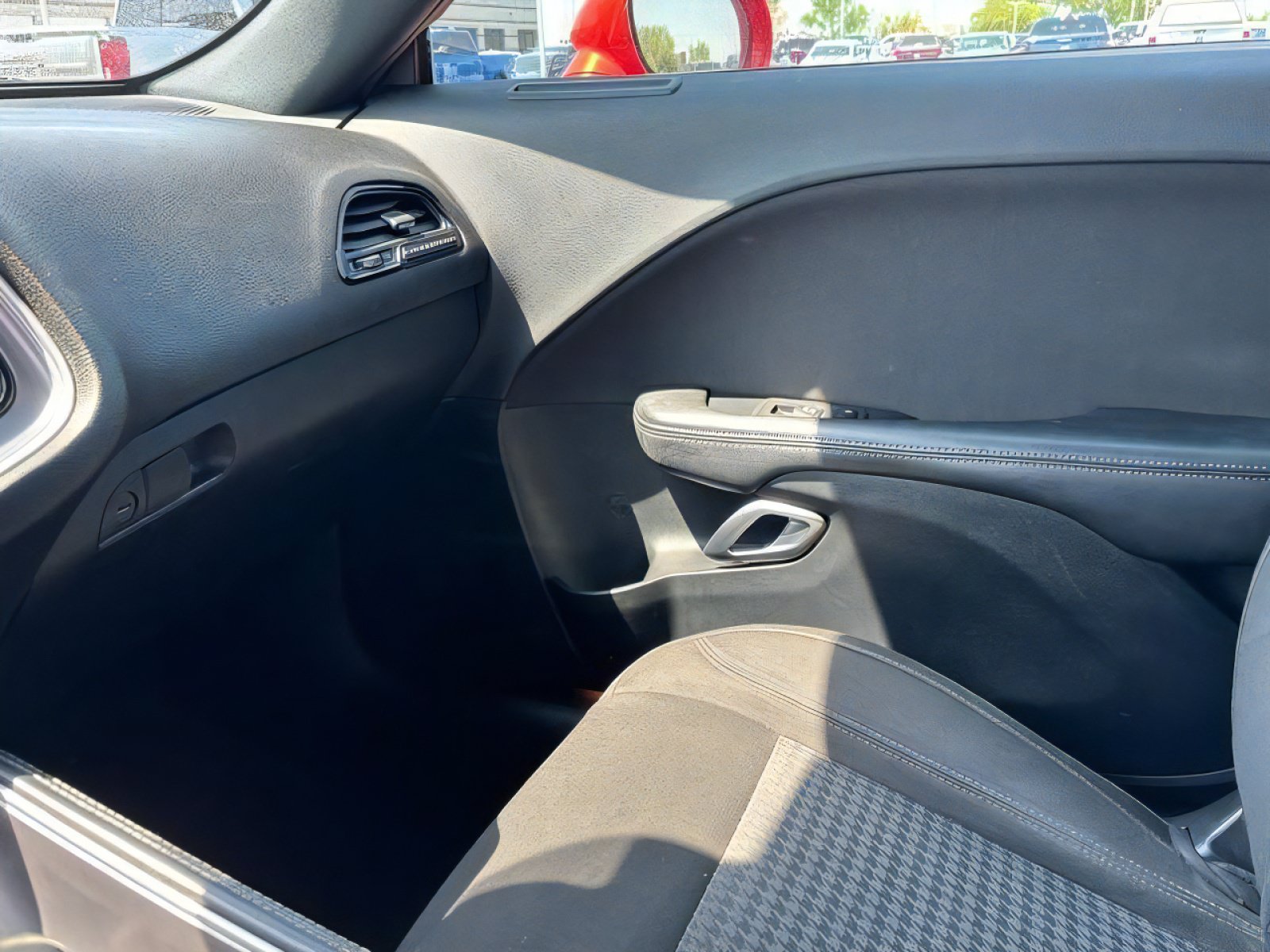 Used 2020 Dodge Challenger SXT RWD image 18