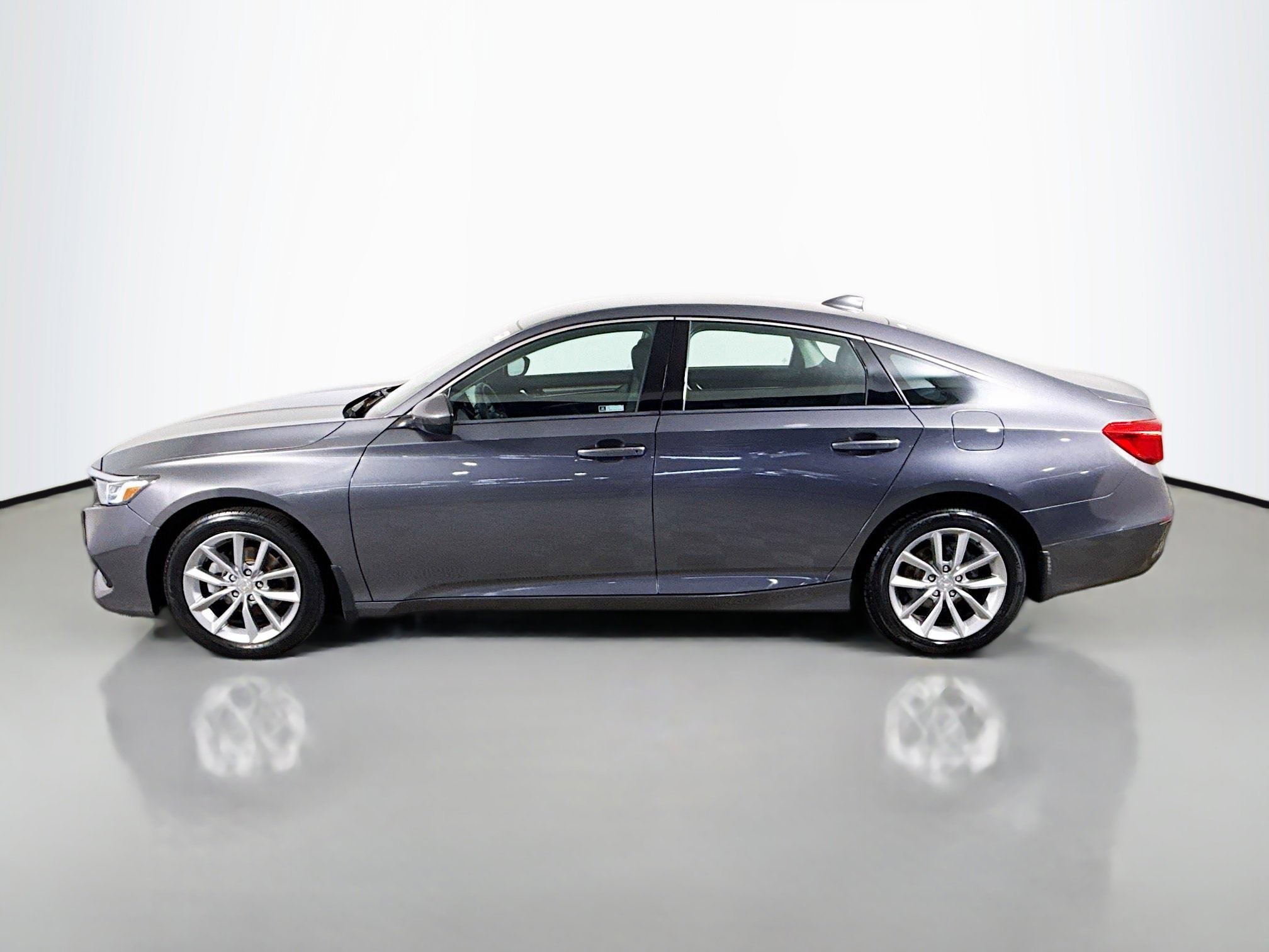 Used 2022 Honda Accord LX image 6