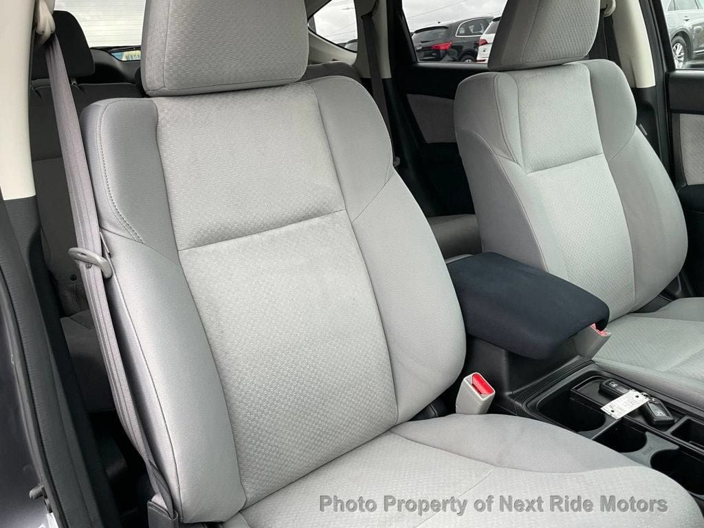 Used 2016 Honda CR-V EX image 17