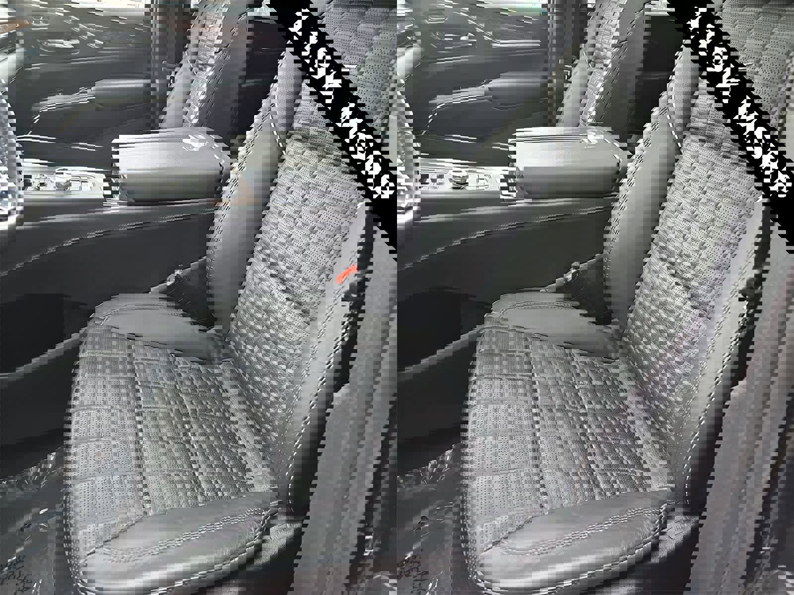 Used 2024 Cadillac Escalade ESV Sport Platinum image 15