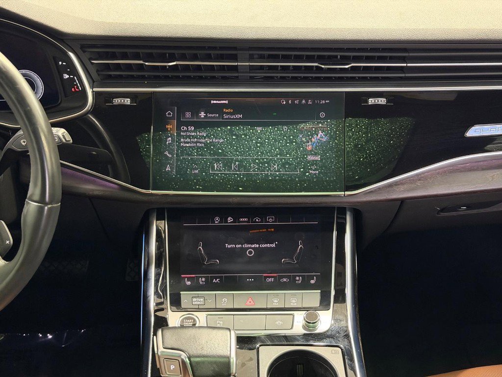 Used 2022 Audi Q8 Premium Plus w/ Premium Plus Package AWD/4WD image 13