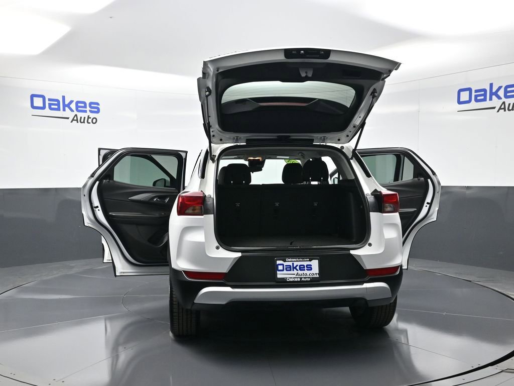 Used 2024 Chevrolet TrailBlazer LT image 55