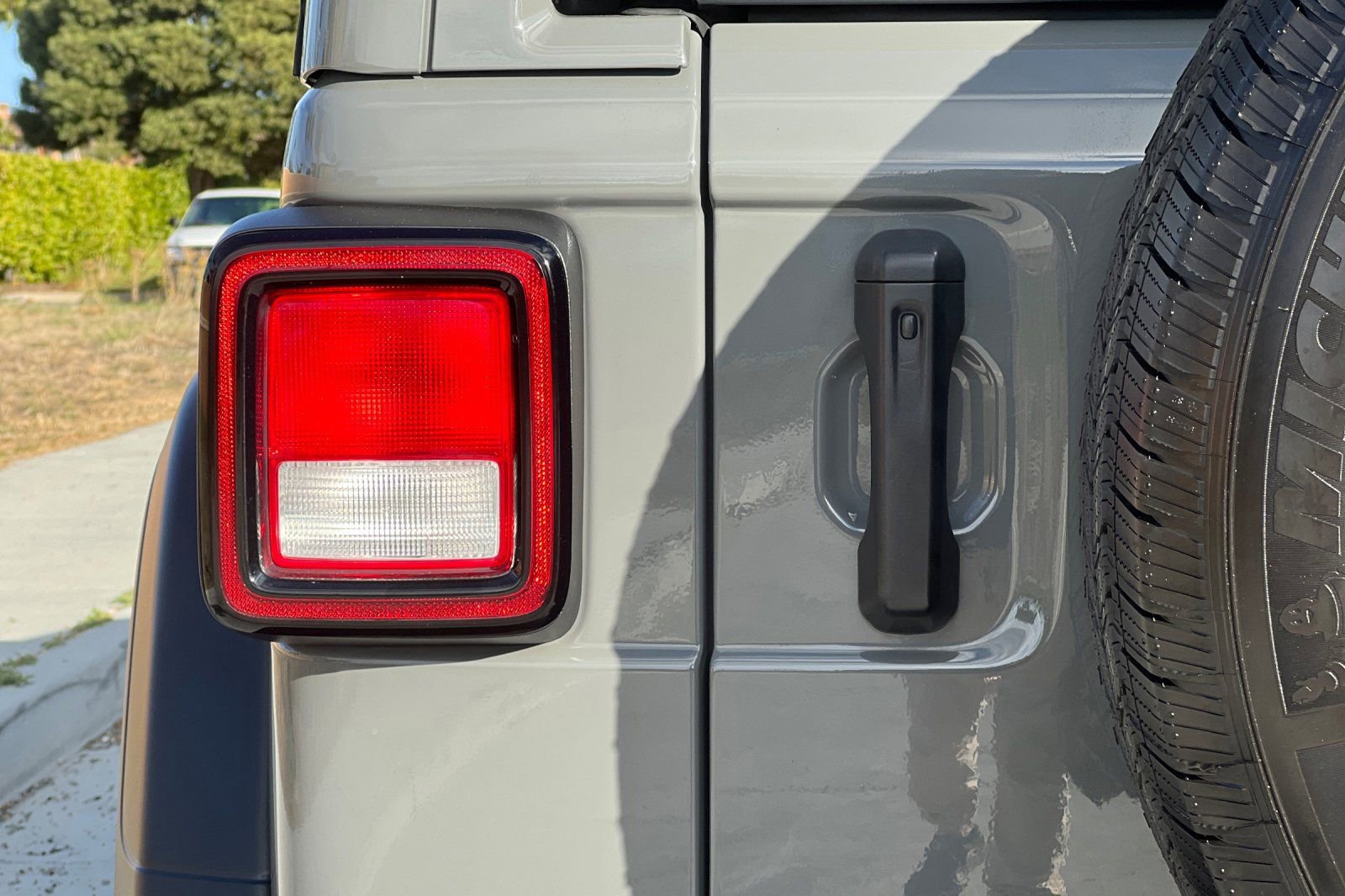 Used 2022 Jeep Wrangler Unlimited Sport w/ Sun And Sound Package image 28