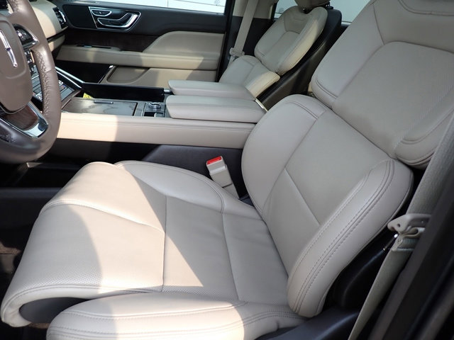 Certified 2024 Lincoln Navigator Premiere image 15