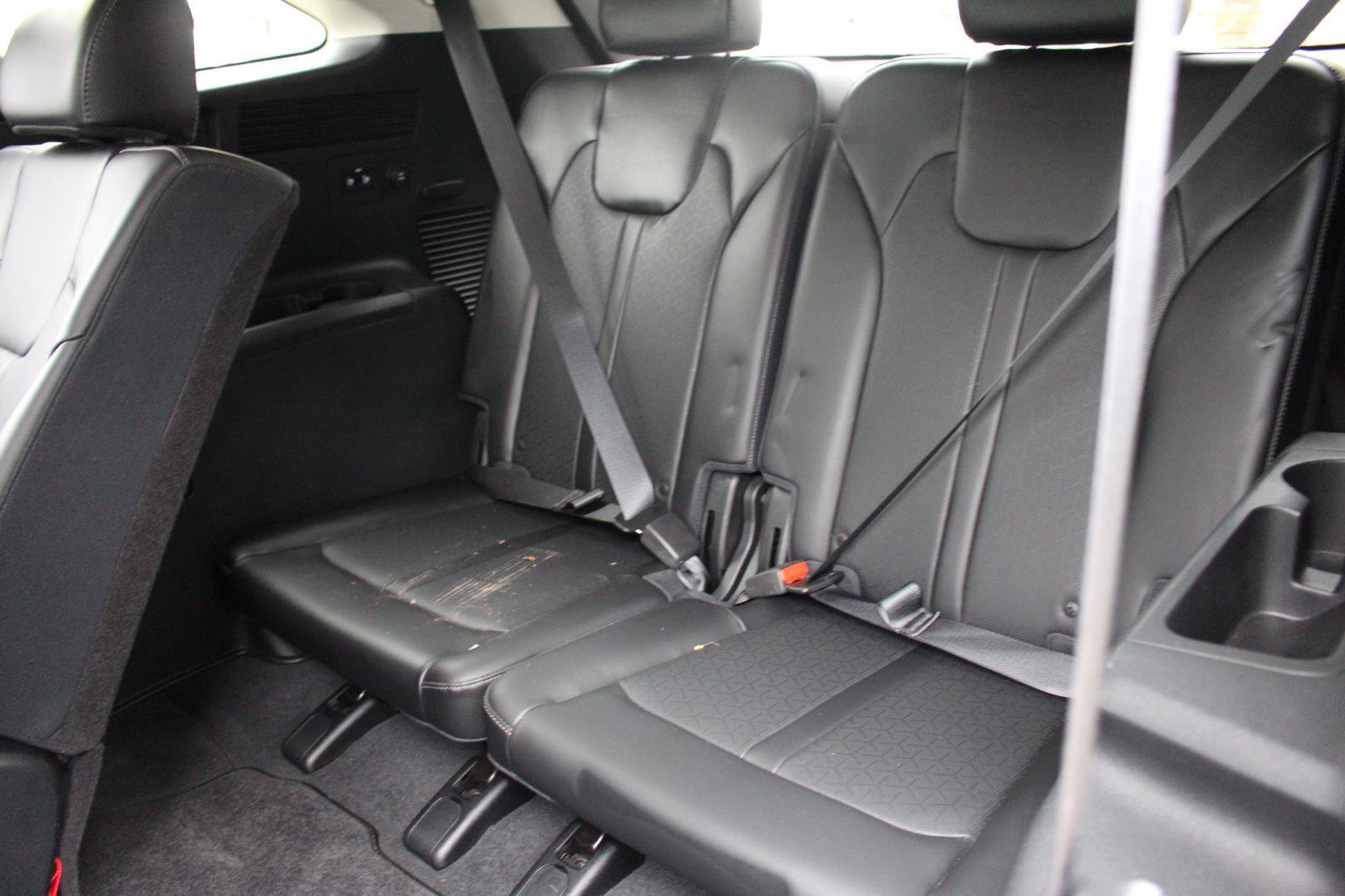 Certified 2023 Kia Sorento S w/ Panoramic Sunroof Package image 32