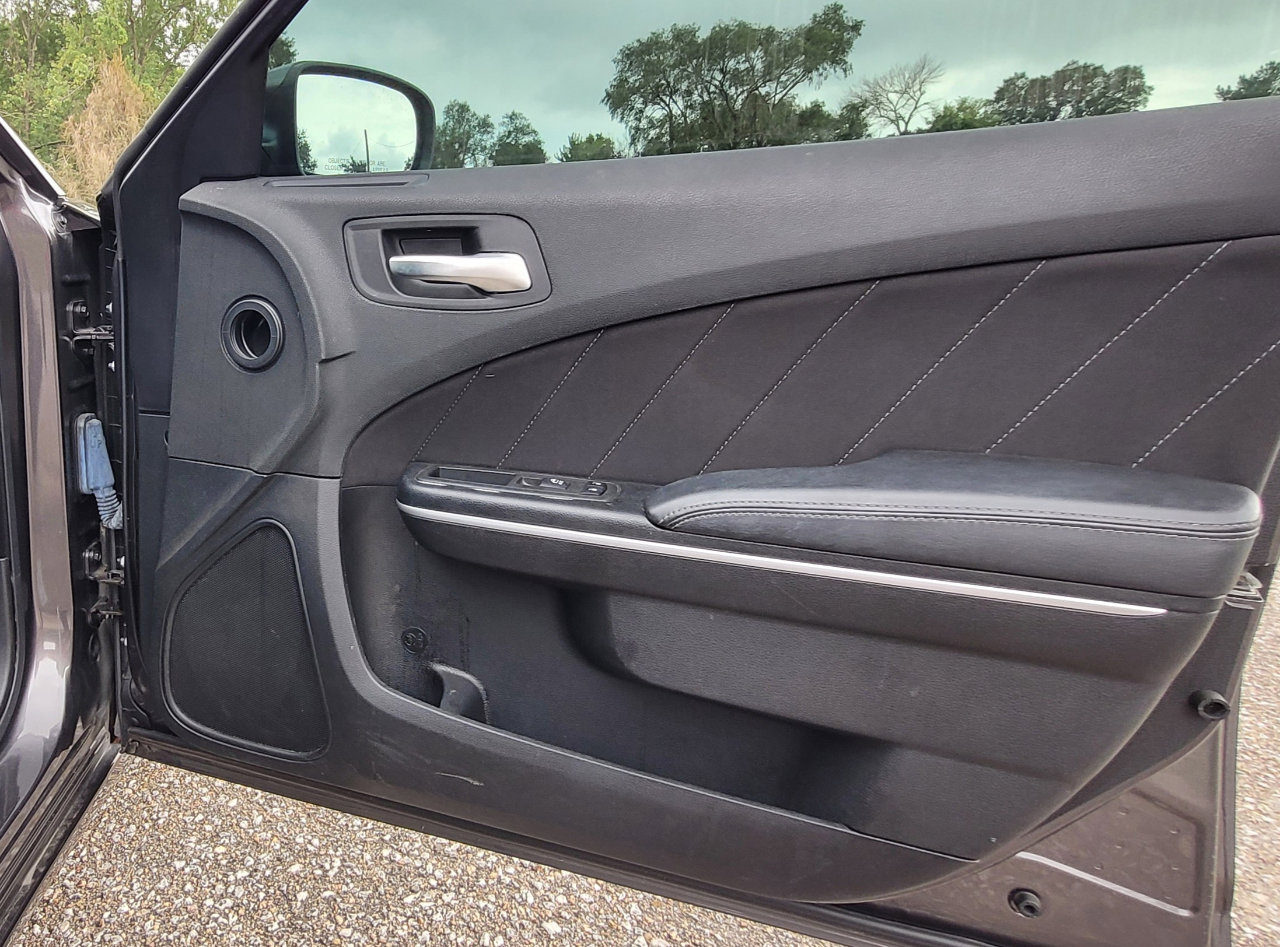 Used 2020 Dodge Charger SXT image 15