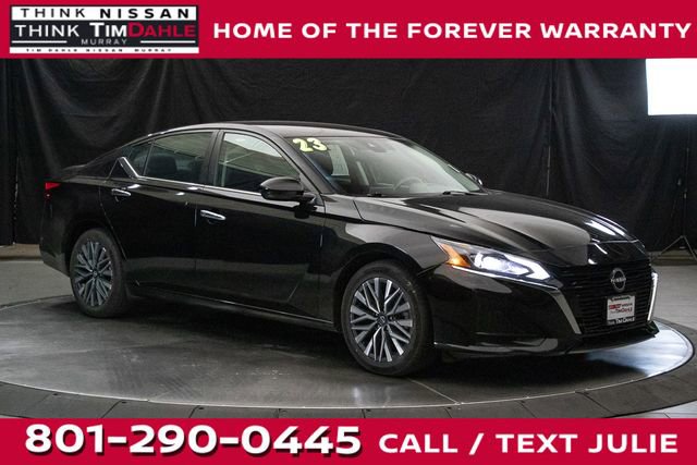 Used 2023 Nissan Altima 2.5 SV