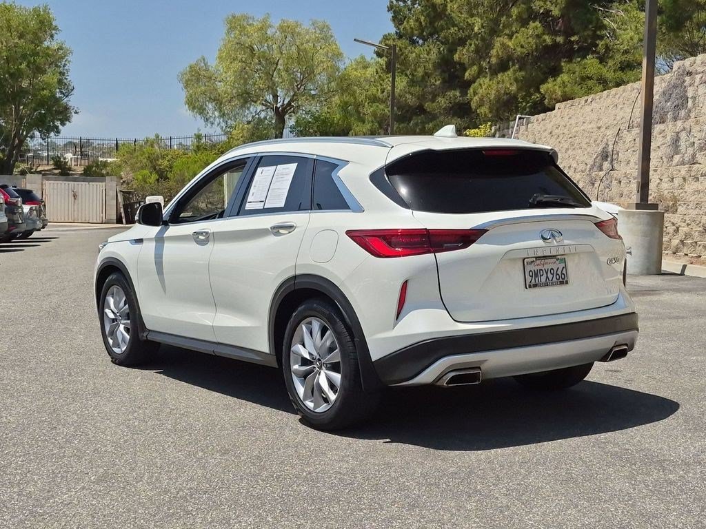 Used 2020 INFINITI QX50 Luxe w/ Cargo Package FWD image 4