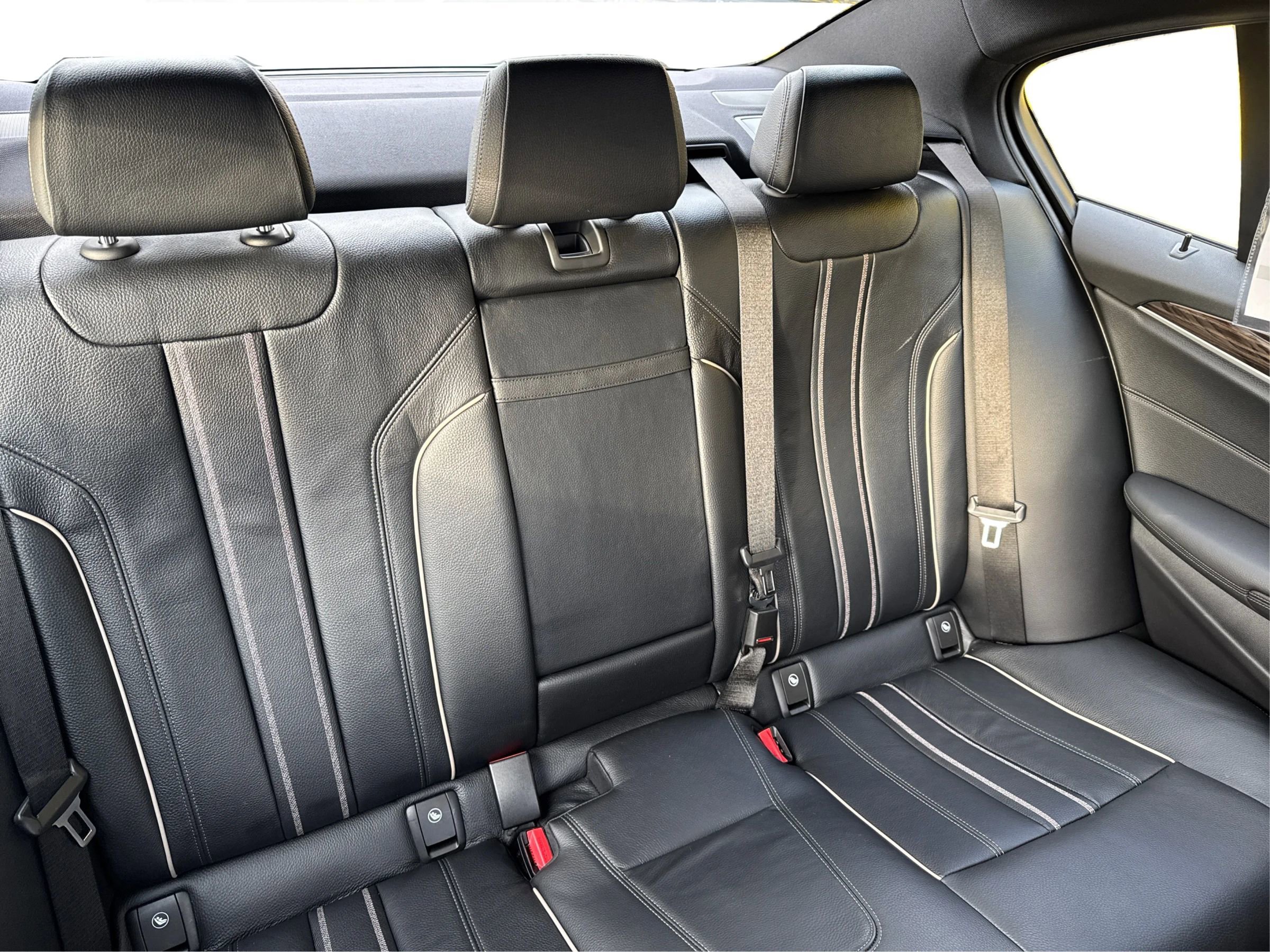 Used 2019 BMW 540i xDrive 540i xDrive Sedan 4D image 12