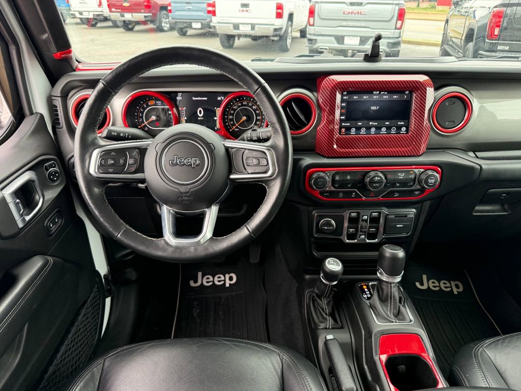 Used 2019 Jeep Wrangler Unlimited Sahara w/ Cold Weather Group image 28