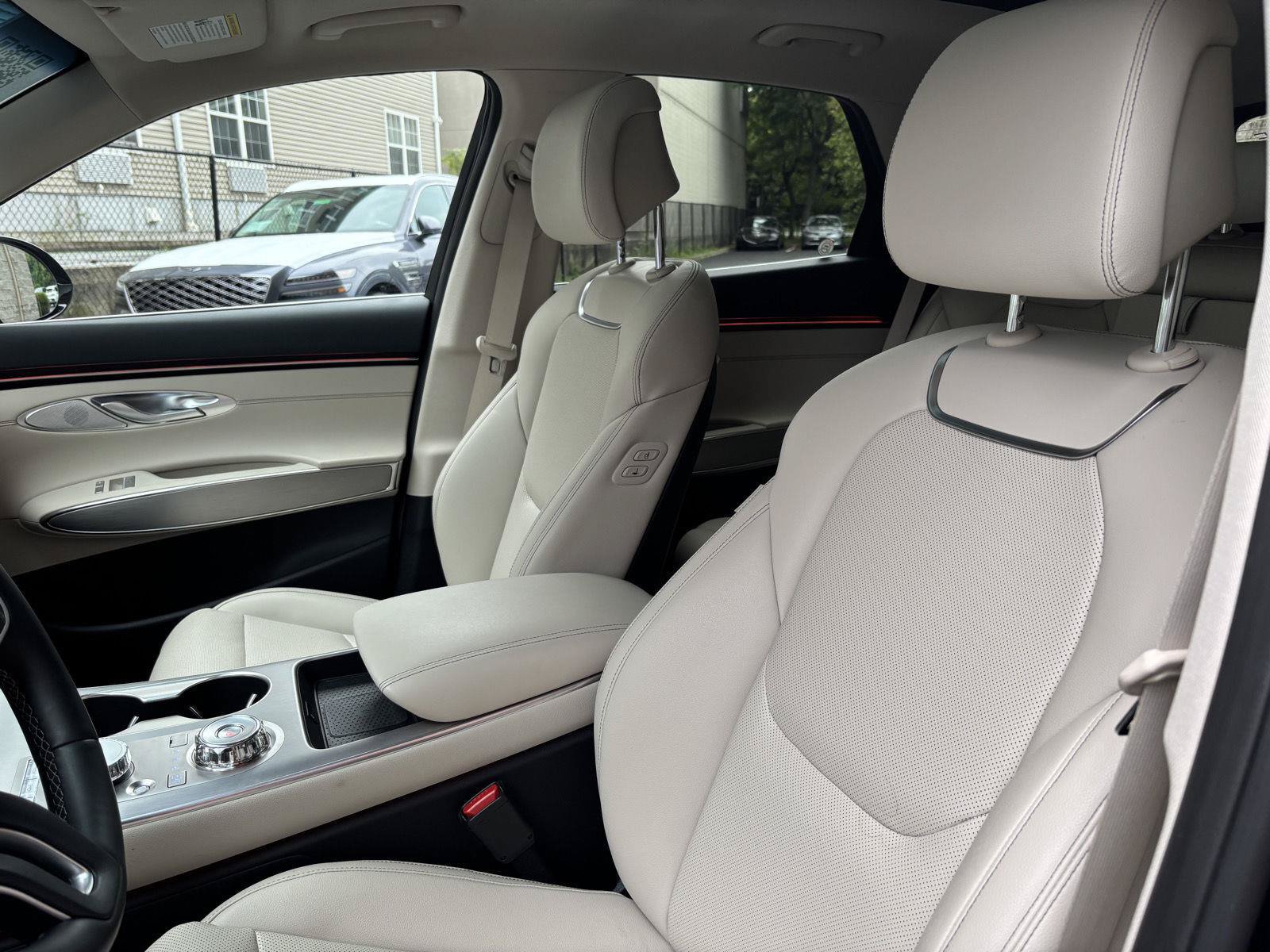 New 2026 Genesis GV70 2.5T Select AWD/4WD image 10