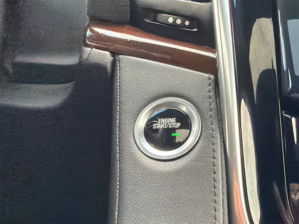 Used 2020 Cadillac Escalade ESV Luxury image 35