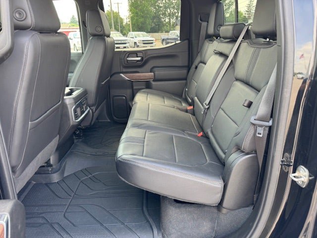 Used 2021 Chevrolet Silverado 1500 High Country w/ Technology Package image 17