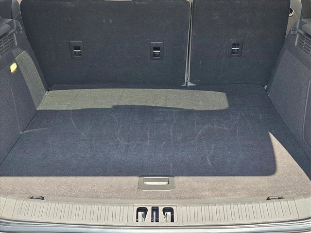 Used 2023 Lincoln Nautilus FWD image 6