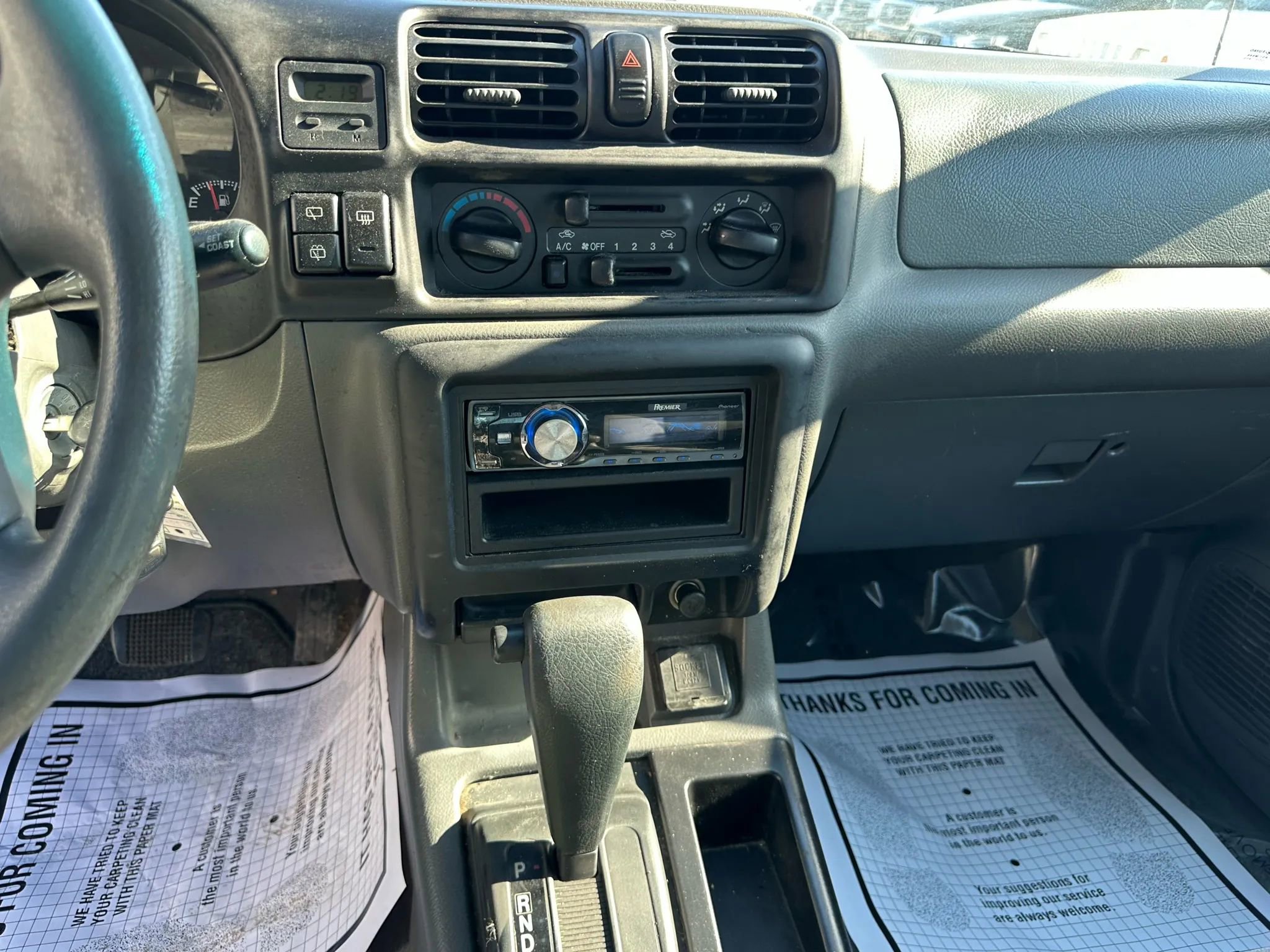 Used 2001 Isuzu Rodeo S image 16