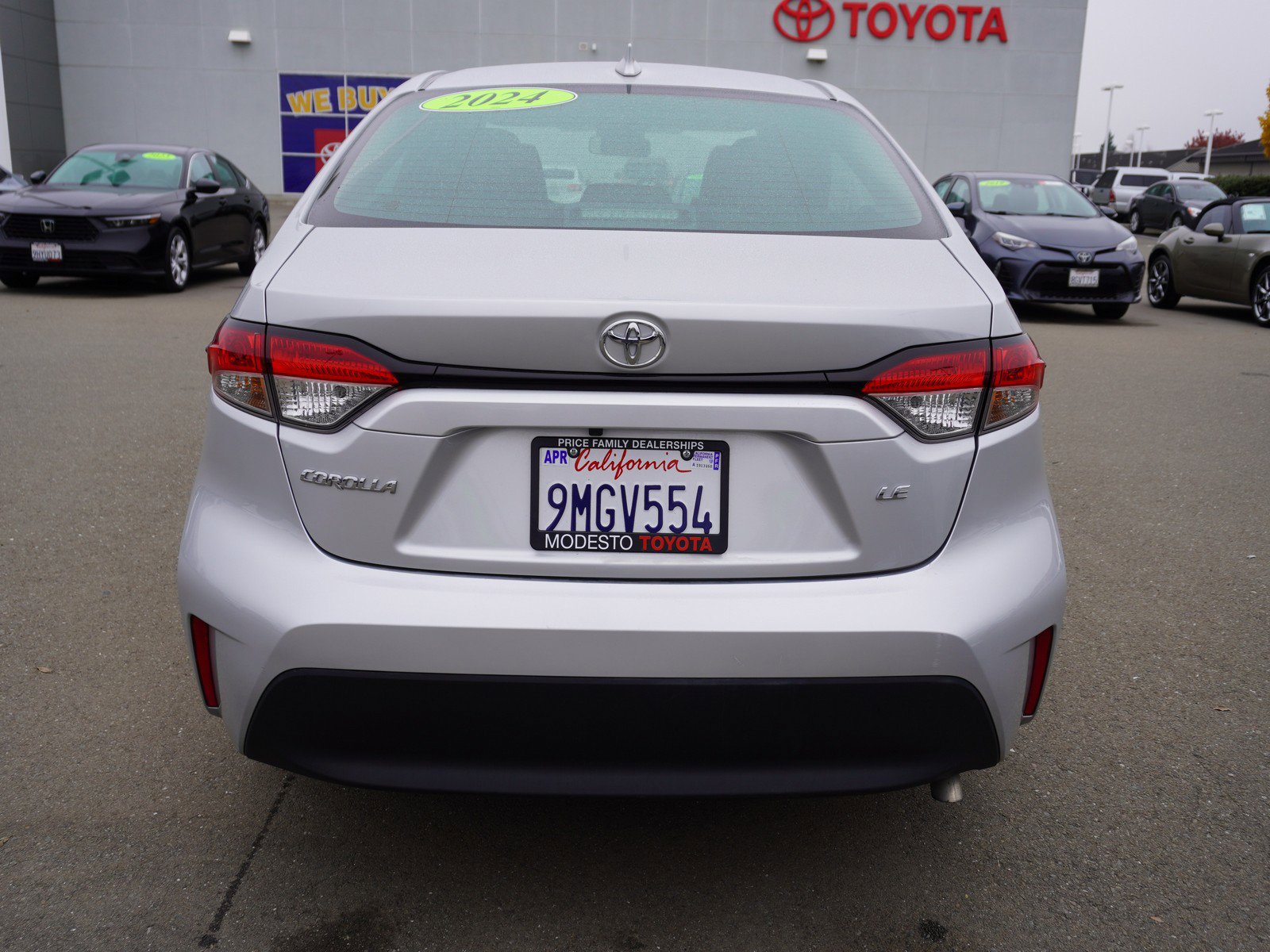 Used 2024 Toyota Corolla LE image 9