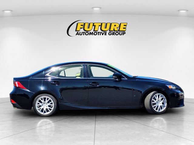 Used 2016 Lexus IS 200t RWD image 3