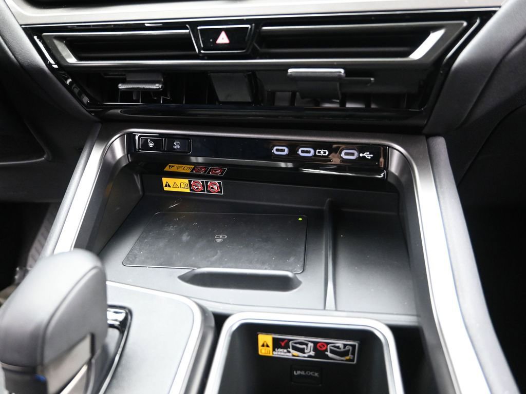 Used 2025 Lexus TX 350 AWD w/ Technology Package image 16
