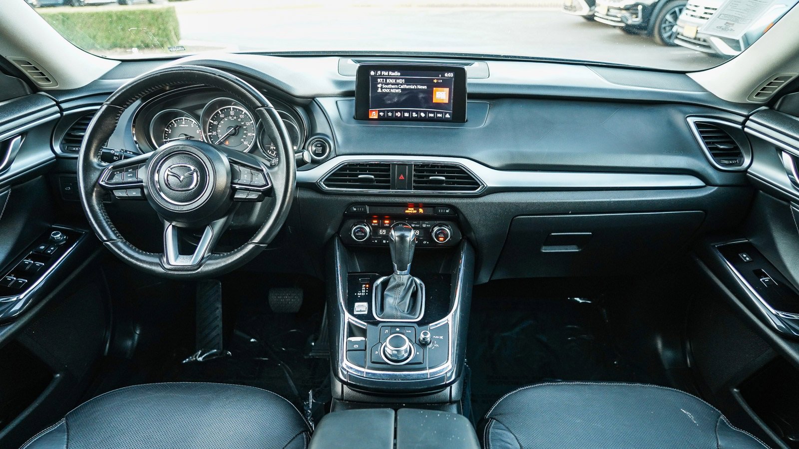 Used 2018 MAZDA CX-9 Touring image 12