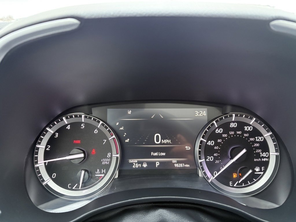 Certified 2022 Toyota Highlander XLE image 23