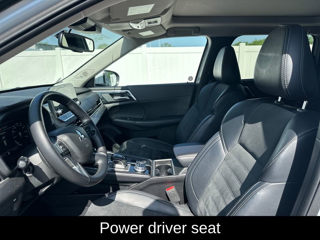 Used 2024 Mitsubishi Outlander SE FWD image 12
