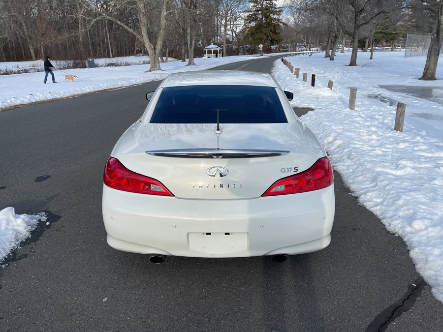 Used 2010 INFINITI G37 Sport image 25