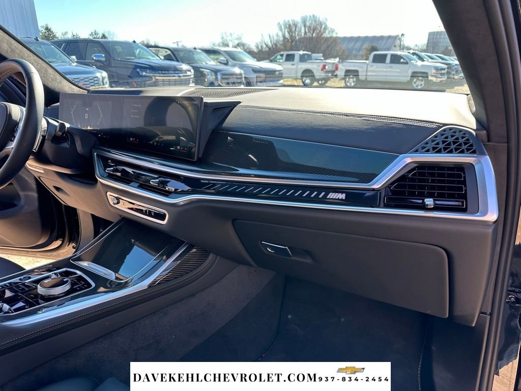 Used 2026 BMW X7 M60i AWD/4WD image 29