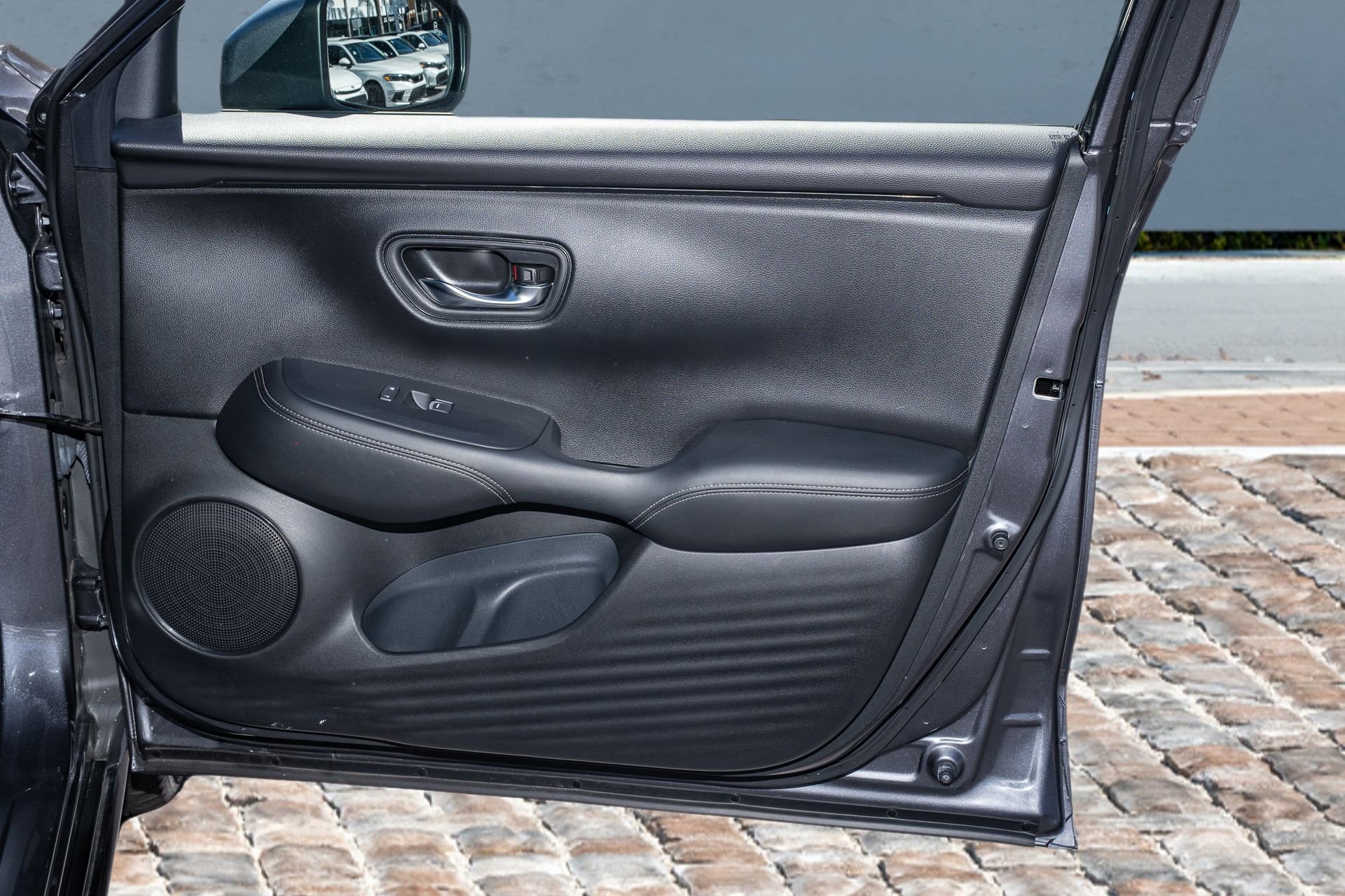 Certified 2023 Honda HR-V EX-L image 12