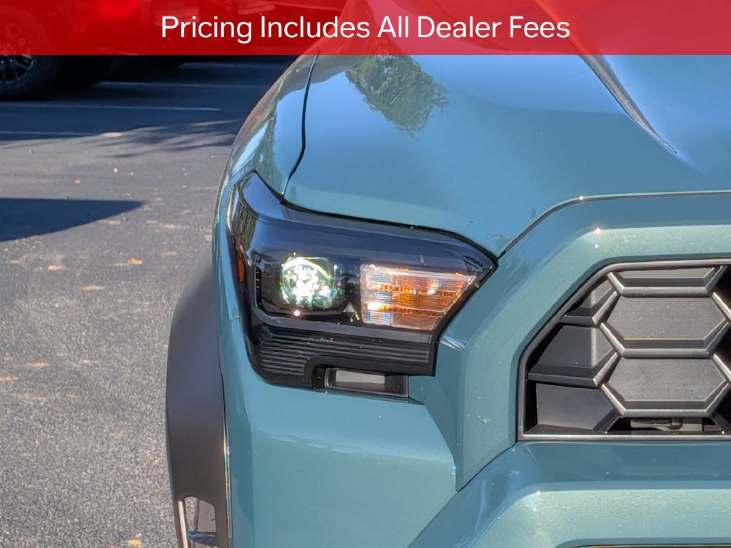 New 2026 Toyota 4Runner TRD Off-Road Premium AWD/4WD image 11