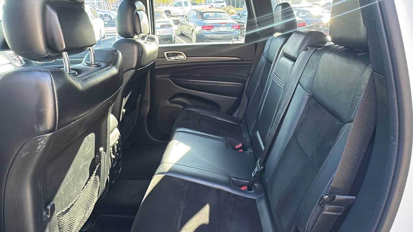 Used 2014 Jeep Grand Cherokee Altitude AWD/4WD image 21