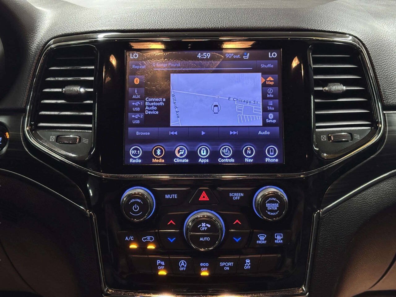 Used 2019 Jeep Grand Cherokee Limited w/ Luxury Group II AWD/4WD image 26