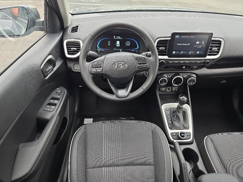 New 2026 Hyundai Venue SEL FWD image 33