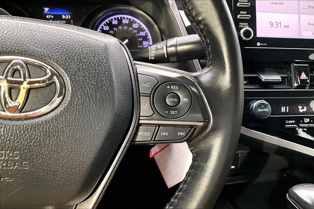 Used 2021 Toyota Camry SE image 13