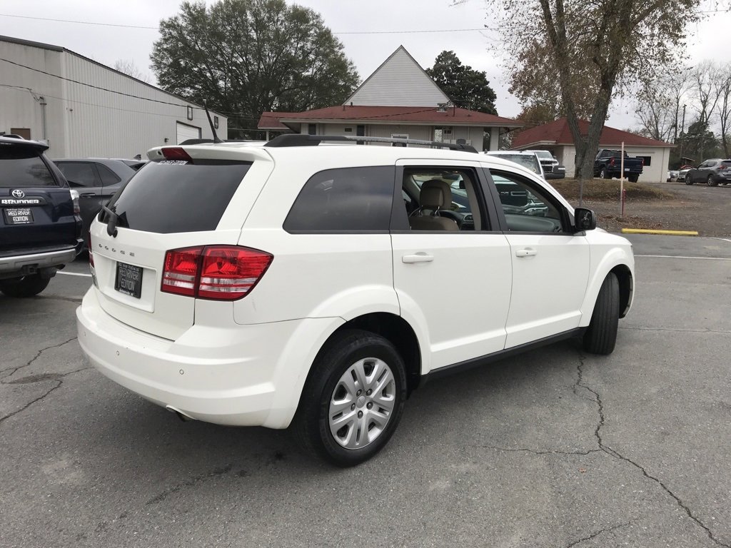 Used 2020 Dodge Journey SE image 5