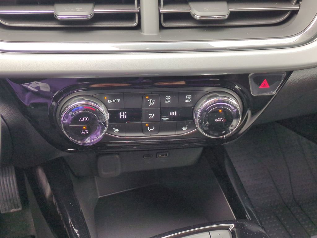 New 2026 Chevrolet Trax LT w/ Driver Confidence Package image 29