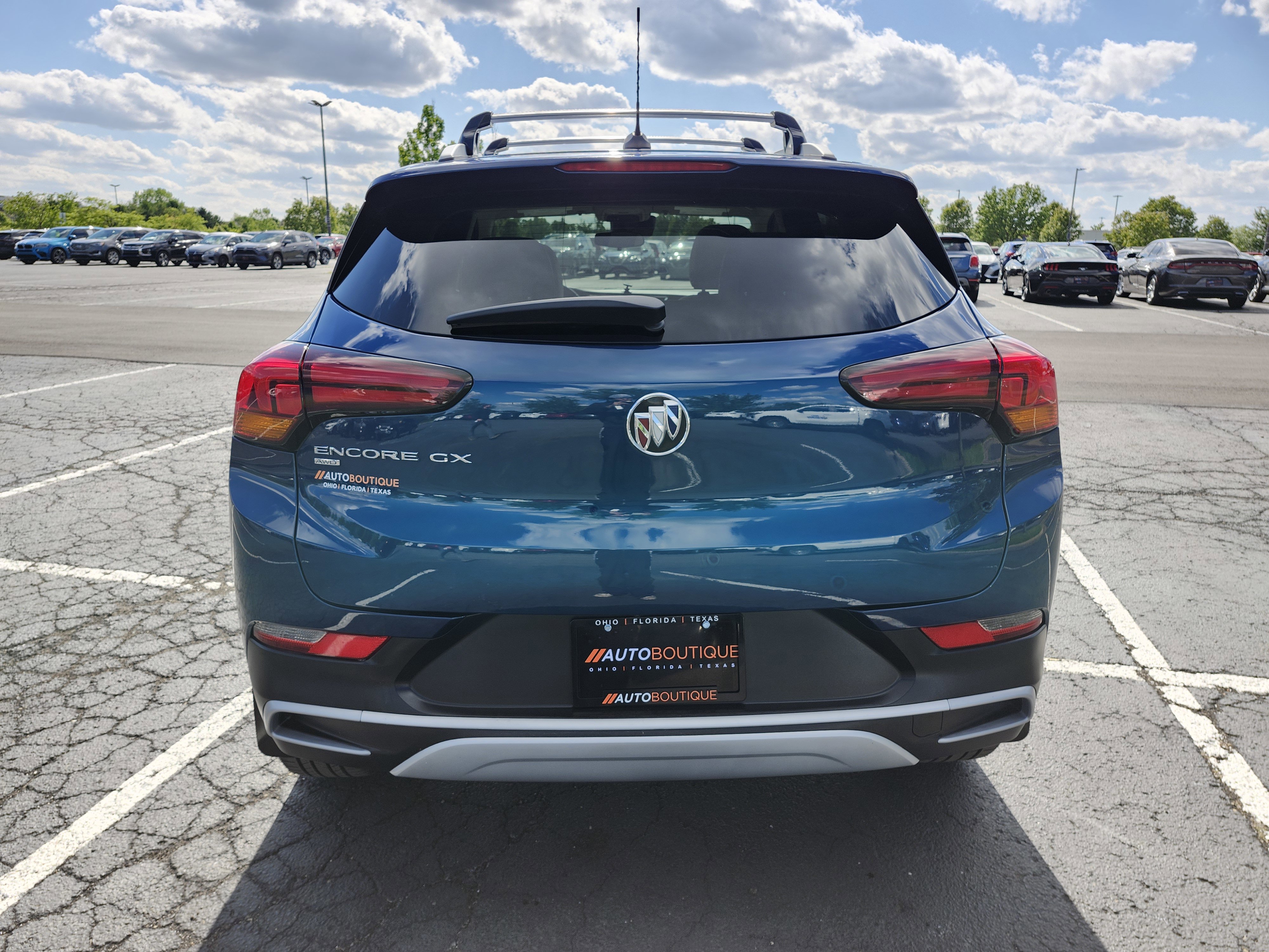 Used 2020 Buick Encore GX Select AWD/4WD image 16