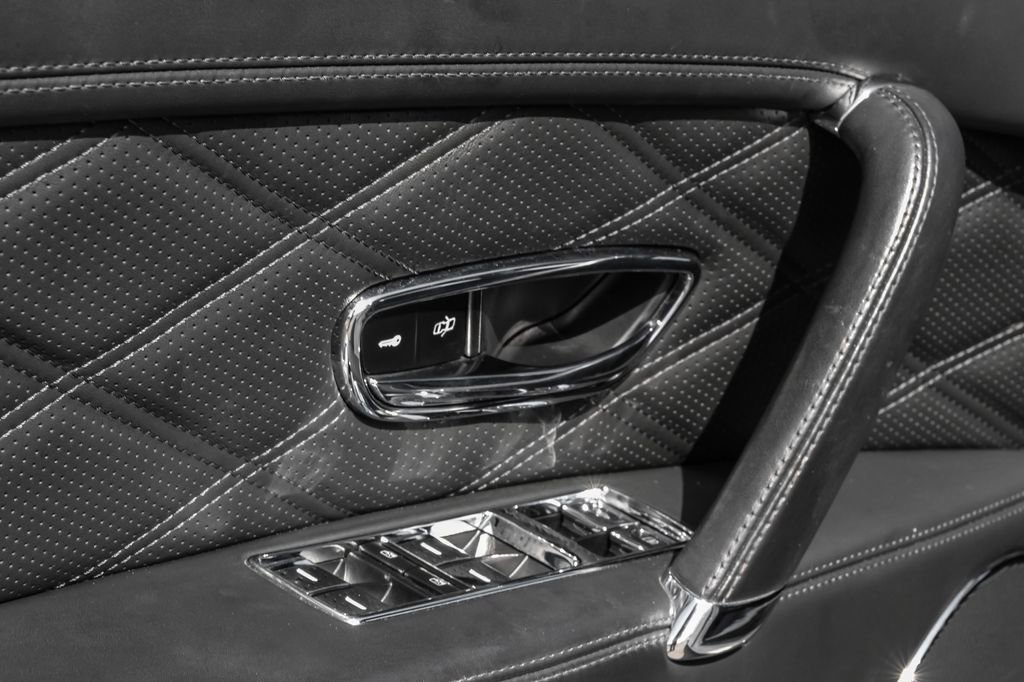 Used 2016 Bentley Flying Spur V8 AWD/4WD image 56