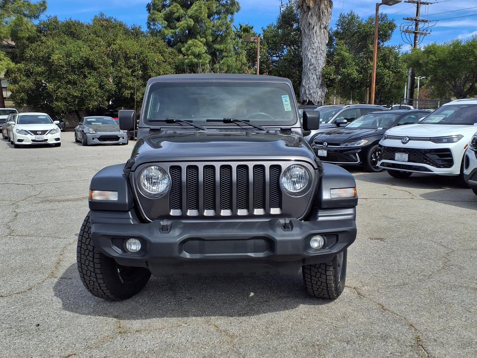 Used 2018 Jeep Wrangler Unlimited Sport image 2