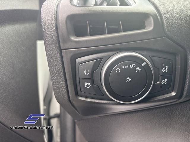 Used 2015 Ford Focus ST image 23